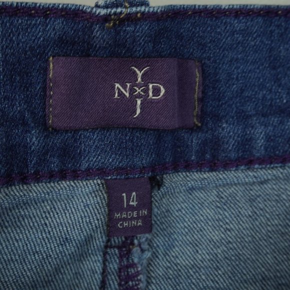 NYDJ Dark Wash Cropped Jeans with‎ Detailed Slit Size 14 - Picture 6 of 8